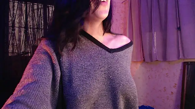 9Sophie Rosse online show from June 19, 5:17 pm