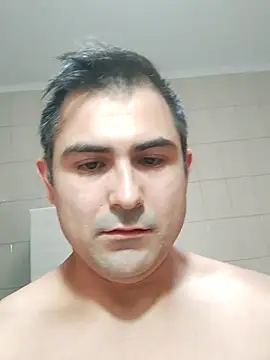 Bradd 32 online show from February 19, 7:54 pm