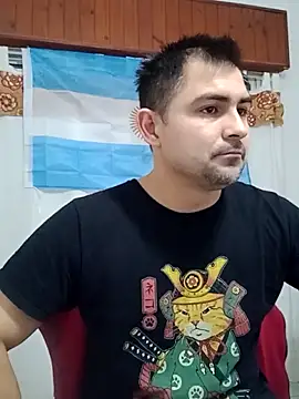 Bradd 32 online show from June 18, 11:36 am