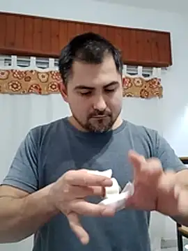 Bradd 32 online show from June 23, 11:41 am