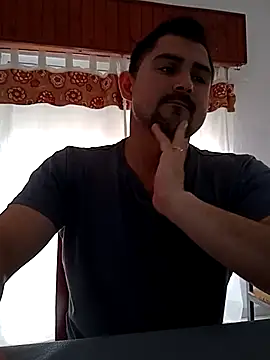 Bradd 32 online show from June 24, 5:01 pm