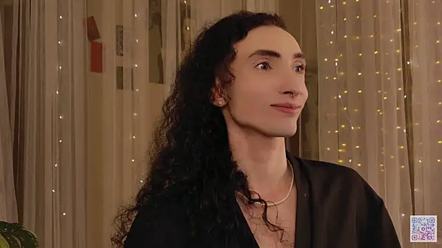 Queen of tease online show from November 21, 9:46 pm