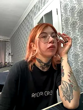 Nancyhot777 online show from October 16, 12:39 pm