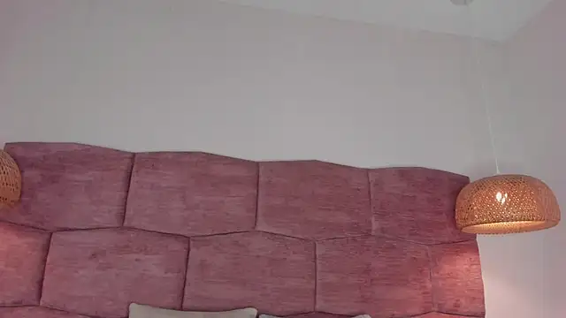 dani velvet online show from March 14, 3:01 am