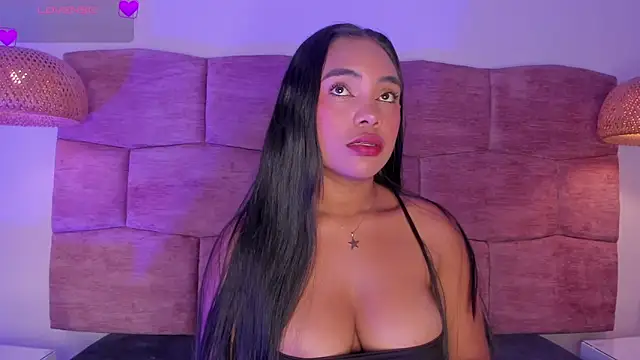 dani velvet online show from April 9, 3:06 am