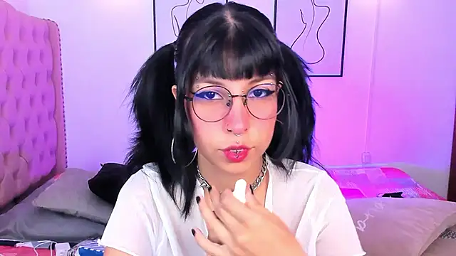 Rose 72 online show from October 6, 7:22 pm