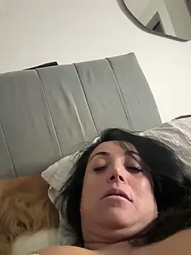 hotadhara01 online show from February 28, 9:54 am