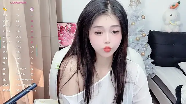 CeeKie online show from November 29, 2:36 am