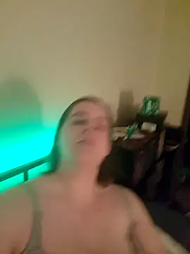 VeiledMuse online show from March 26, 2:06 am