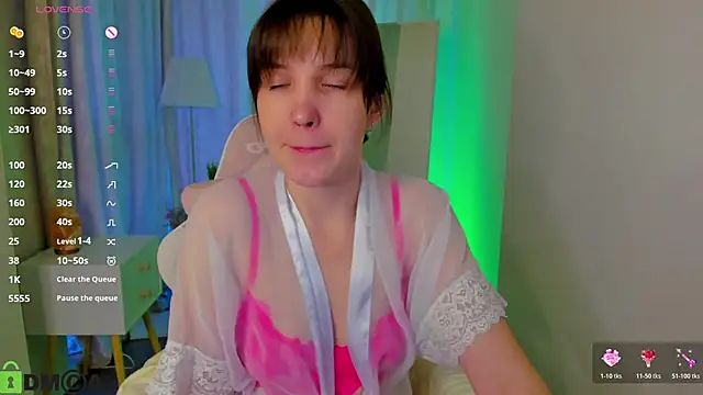 MalvinaDream online show from April 9, 1:27 am