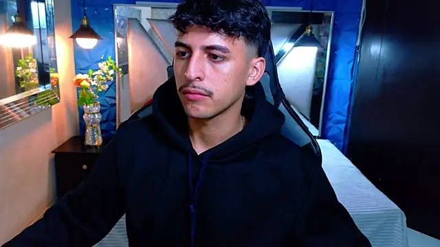 Alan Del Reyx online show from February 25, 1:37 am