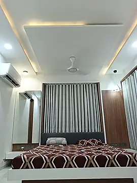 Snapshot of hothunk_7 chatting on March 26, 10:32 am hothunk 7 online show from March 26, 10:32 am