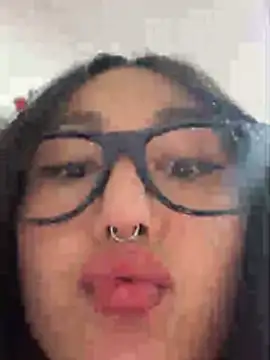 saranghae  online show from April 19, 8:33 pm