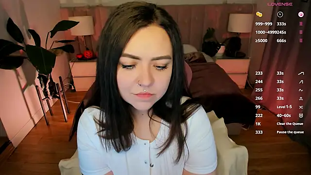 ashton heidii online show from October 22, 11:37 pm