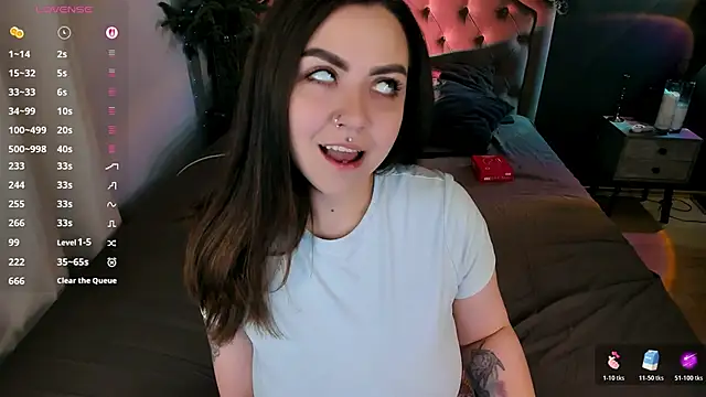 ashton heidii online show from December 13, 10:37 pm