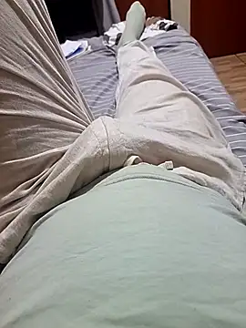 Hugopingonasa2024 online show from February 18, 12:28 am