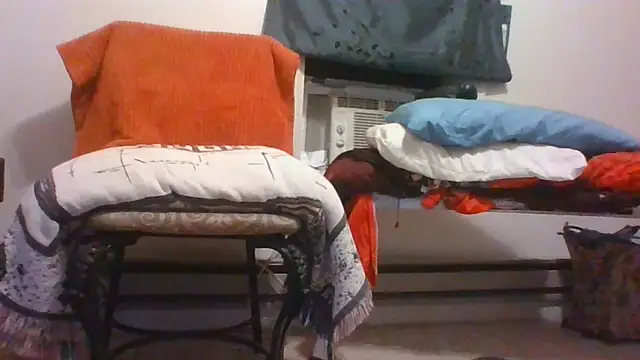 jarjar83 online show from September 10, 9:42 am