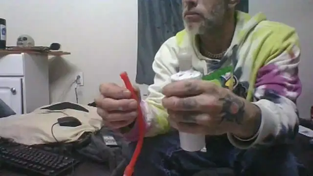 jarjar83 online show from November 9, 5:17 am