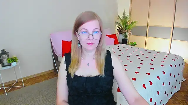 YourUniverser online show from July 4, 9:26 am