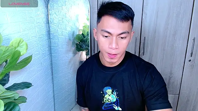 Snapshot of PinooyMilker chatting on December 21, 10:17 pm PinooyMilker online show from December 21, 10:17 pm