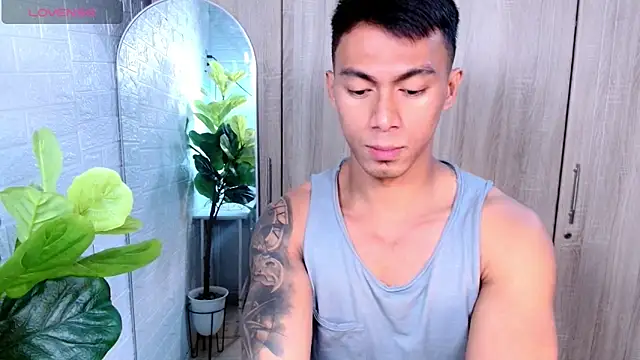 Snapshot of PinooyMilker chatting on February 1, 1:59 am PinooyMilker online show from February 1, 1:59 am