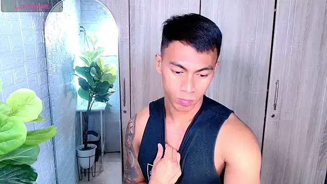 Snapshot of PinooyMilker chatting on February 26, 3:11 pm PinooyMilker online show from February 26, 3:11 pm