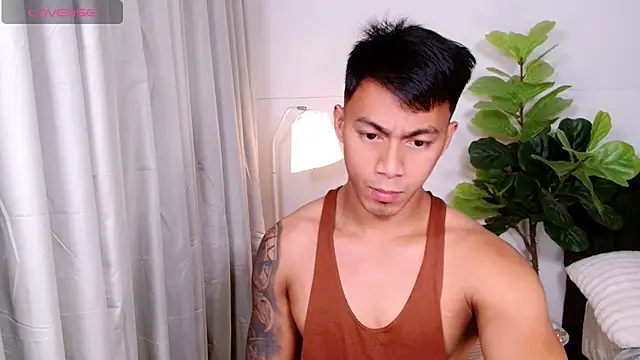 Snapshot of PinooyMilker chatting on July 17, 6:02 pm PinooyMilker online show from July 17, 6:02 pm