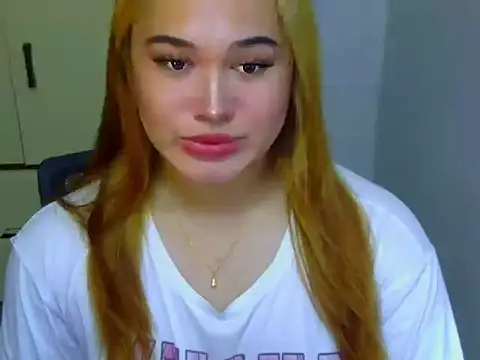 Snapshot of Annierose_ts chatting on January 9, 12:57 am Annierose ts online show from January 9, 12:57 am