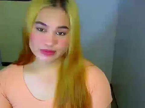 Snapshot of Annierose_ts chatting on February 20, 9:15 pm Annierose ts online show from February 20, 9:15 pm