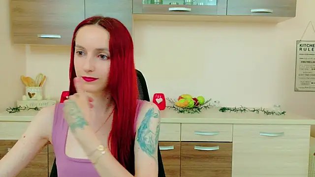 Julia Jae online show from June 25, 4:56 am