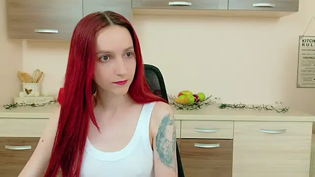 Julia Jae online show from July 14, 4:39 am