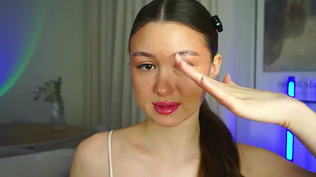 vvillywonka online show from February 13, 1:45 am