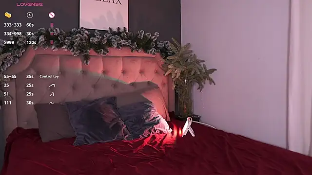 Snapshot of MissBunnyDoll chatting on December 19, 12:34 pm MissBunnyDoll online show from December 19, 12:34 pm