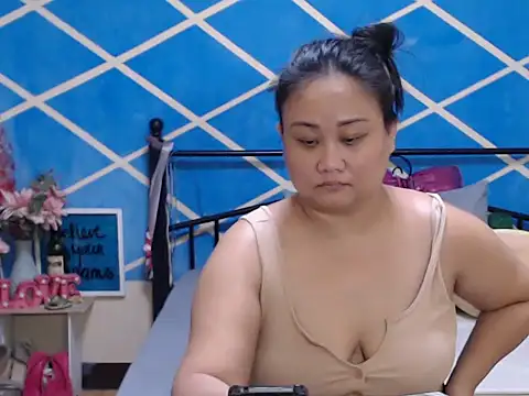 jengrey online show from September 30, 11:04 am