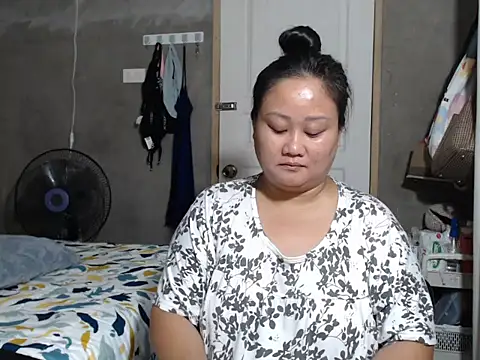 jengrey online show from December 1, 12:59 am