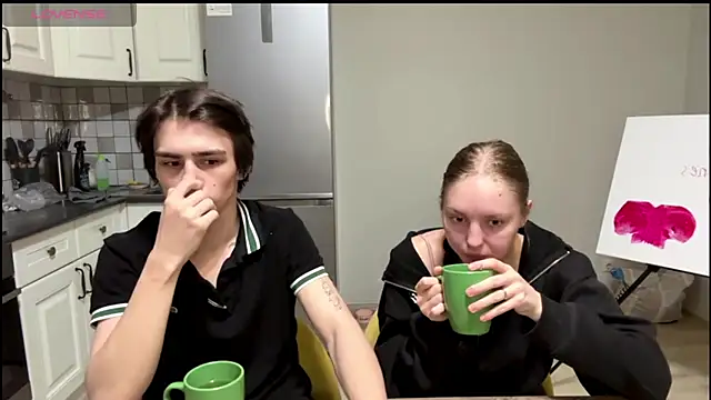 flowerscouple online show from March 6, 10:06 pm