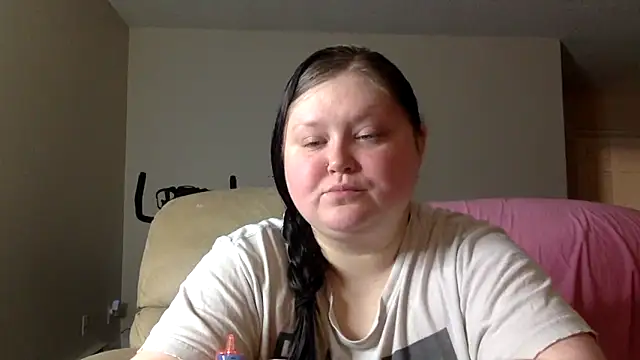 JJbaby1 online show from May 1, 10:31 am