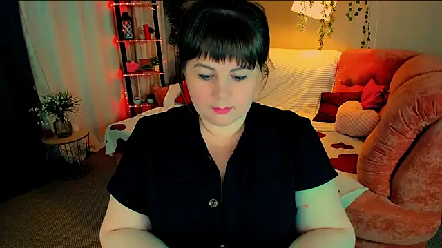 CrystaalStaar online show from June 6, 10:03 pm