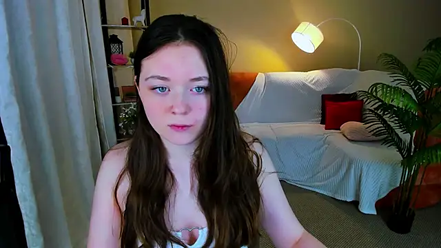 AlluringLookk online show from February 20, 4:29 pm