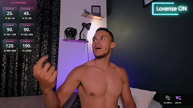 Snapshot of MarkSantozz chatting on January 12, 9:09 pm MarkSantozz online show from January 12, 9:09 pm