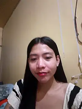 Snapshot of yumi_yum chatting on April 13, 9:59 am yumi yum online show from April 13, 9:59 am