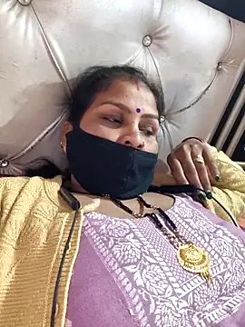 Snapshot of Love-pari077 chatting on December 15, 5:34 am Love-pari077 online show from December 15, 5:34 am