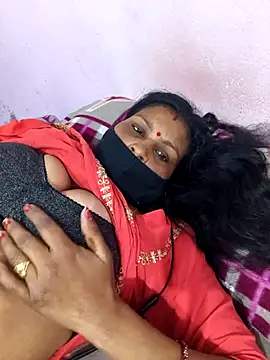 Snapshot of Love-pari077 chatting on February 20, 8:27 am Love-pari077 online show from February 20, 8:27 am