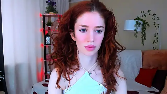 ChristinaConteeree online show from July 5, 4:19 am