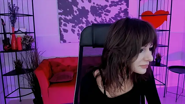 CrystallBloom online show from October 8, 1:36 am