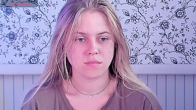 AngelAnty online show from July 9, 1:15 pm