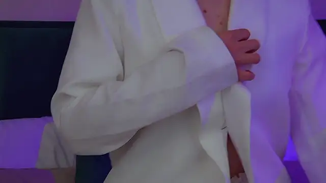 StacyEvances online show from February 22, 6:28 pm