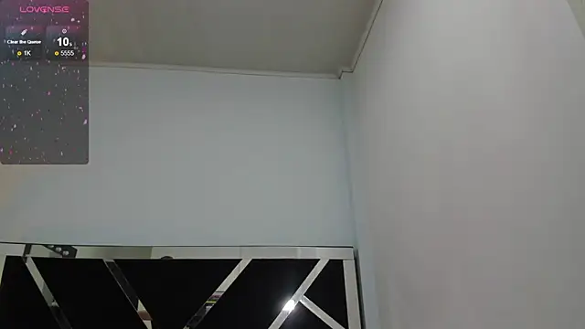 iisabella noa online show from December 22, 1:30 pm