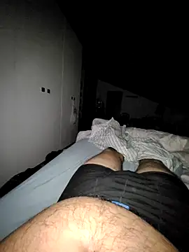 Snapshot of giova17cm chatting on October 29, 9:49 pm giova17cm online show from October 29, 9:49 pm