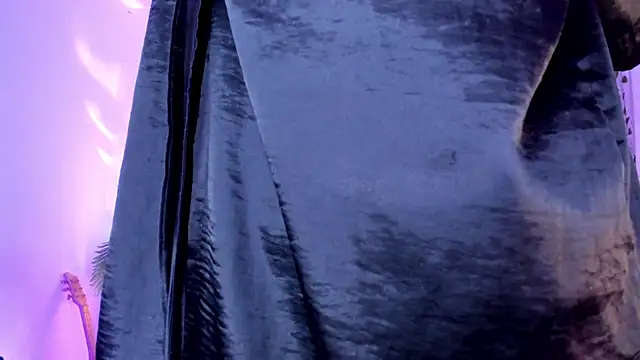 Cooperrosscute233 online show from April 15, 2:51 am